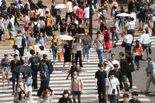 真能抢！第二阶段辽宁场均54.3个篮板&20.8个前场篮板 均领跑联盟